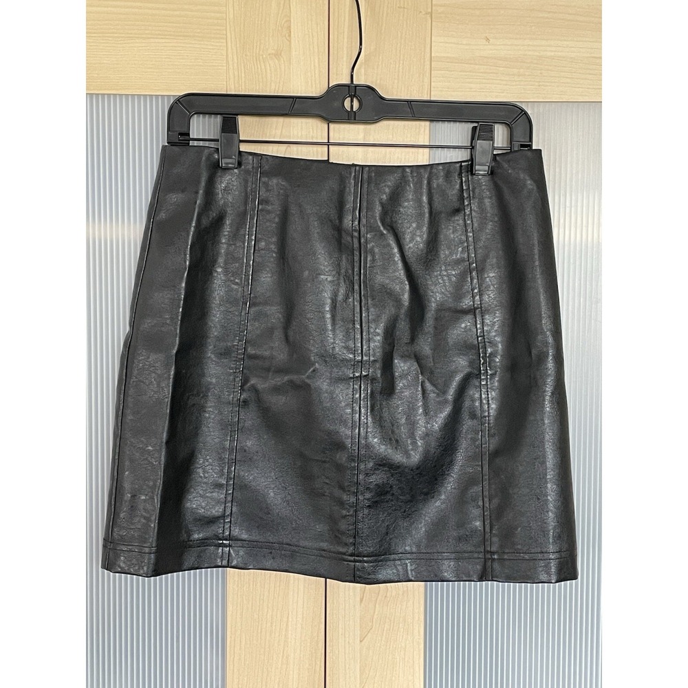 Women's Mini Skirt Sz L  Black Faux Leather Cowgirlcore Y2K 90s‎ Party Festival